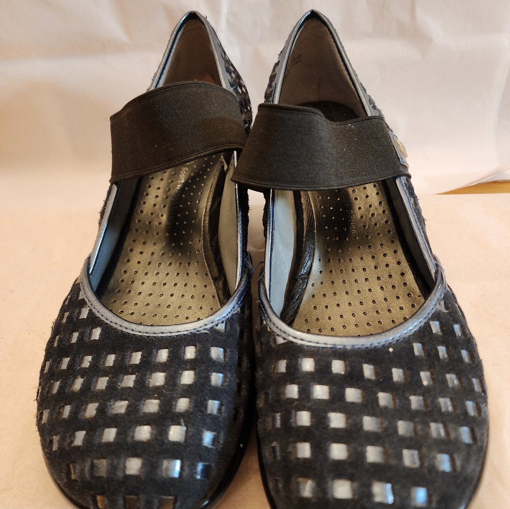 Jambu Blue Mary Jane's Wedge Design Gem